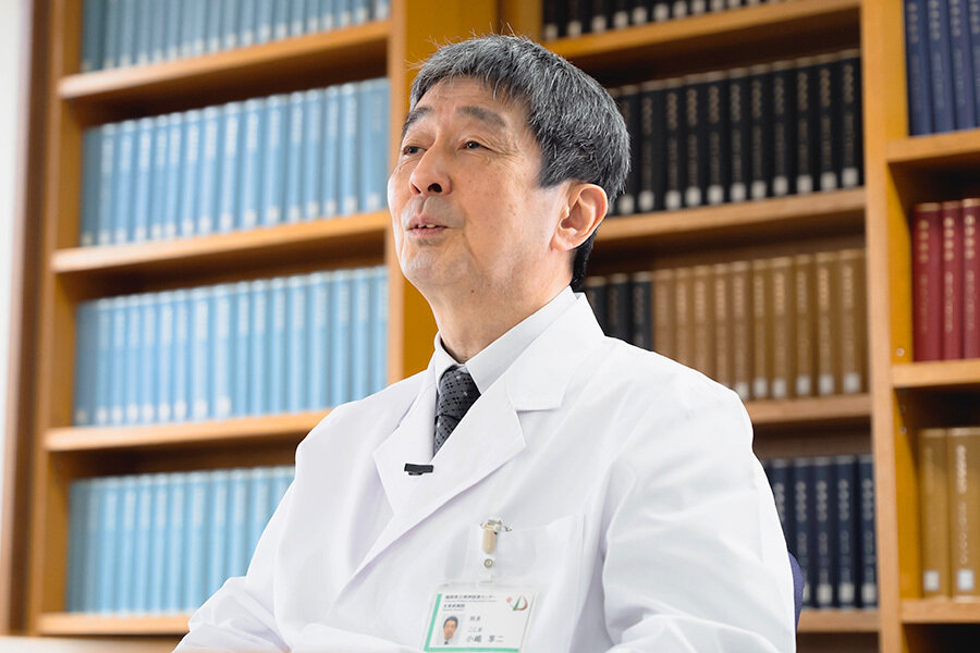 写真：院長 小嶋 享二